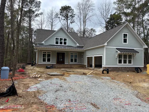 MLS: 100487716
