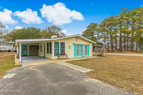 A home in Oak Island