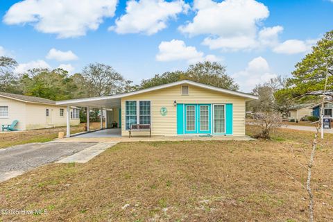 A home in Oak Island