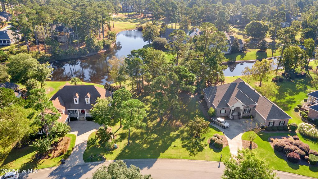 Photo of 565 Gladstone Circle SW, Ocean Isle Beach, NC 28469 (MLS # 100538218)
