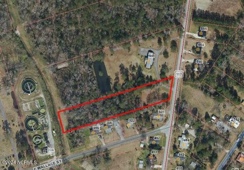 Tiny photo for 2 N Timberly Lane, Burgaw, NC 28425 (MLS # 100526556)