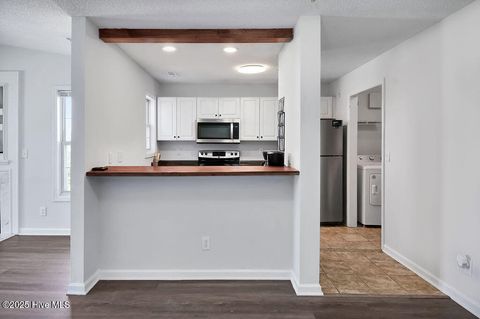 Tiny photo for 721 Melba Court #L, Wilmington, NC 28405 (MLS # 100538369)