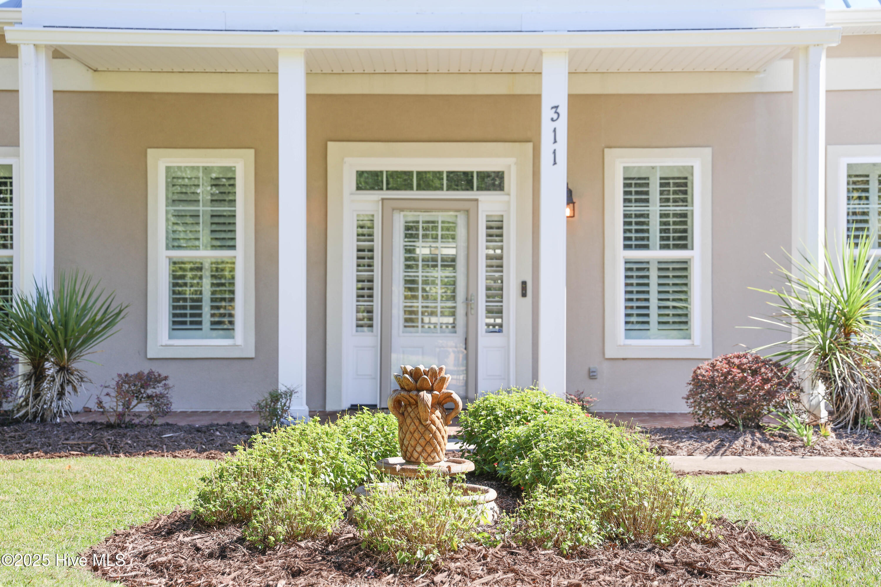 311 S Kingfisher Lane