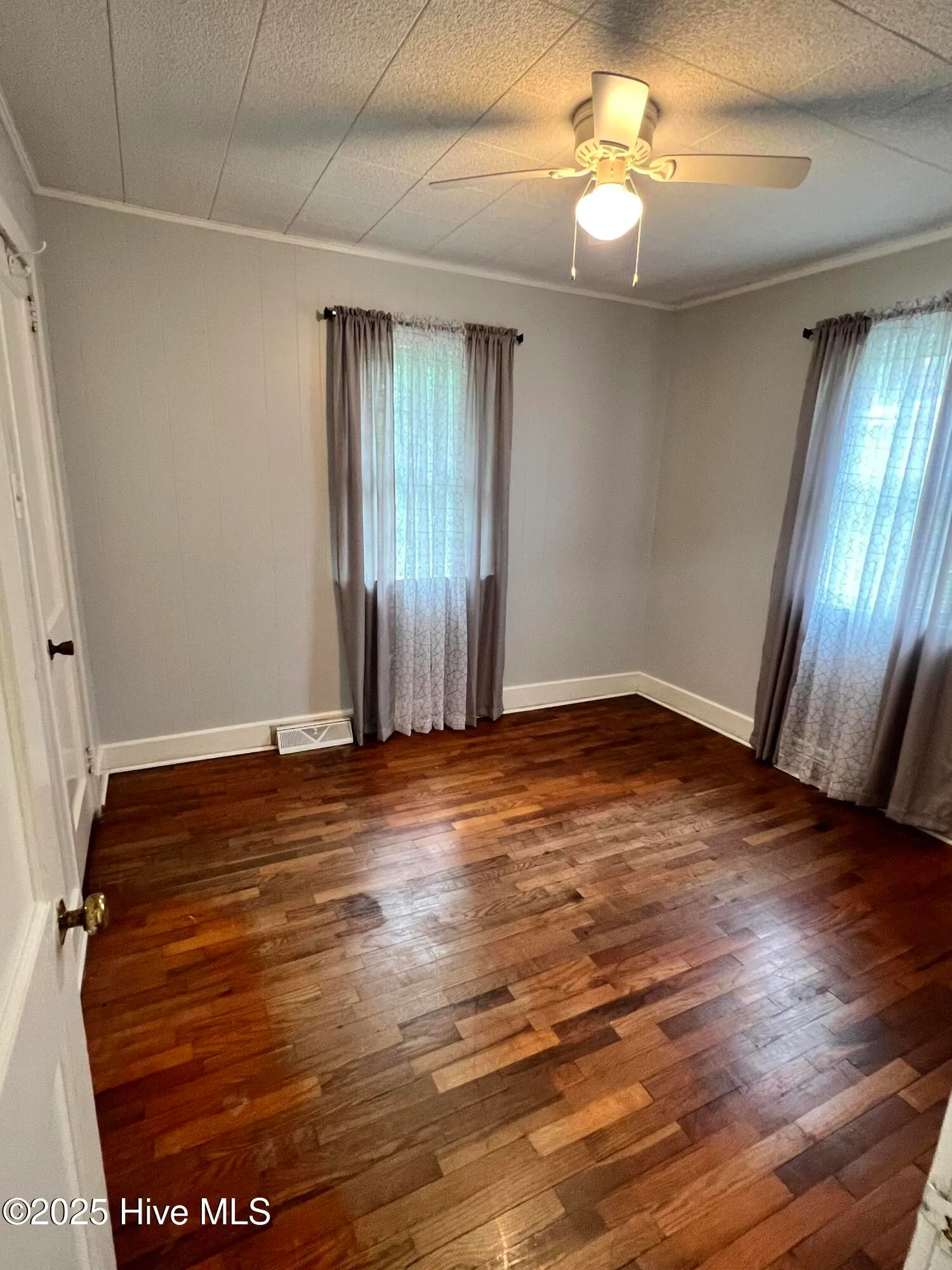 Wallace, North Carolina 28466, United States, 2 Bedrooms Bedrooms, ,1 BathroomBathrooms,Residential,Pending,126755