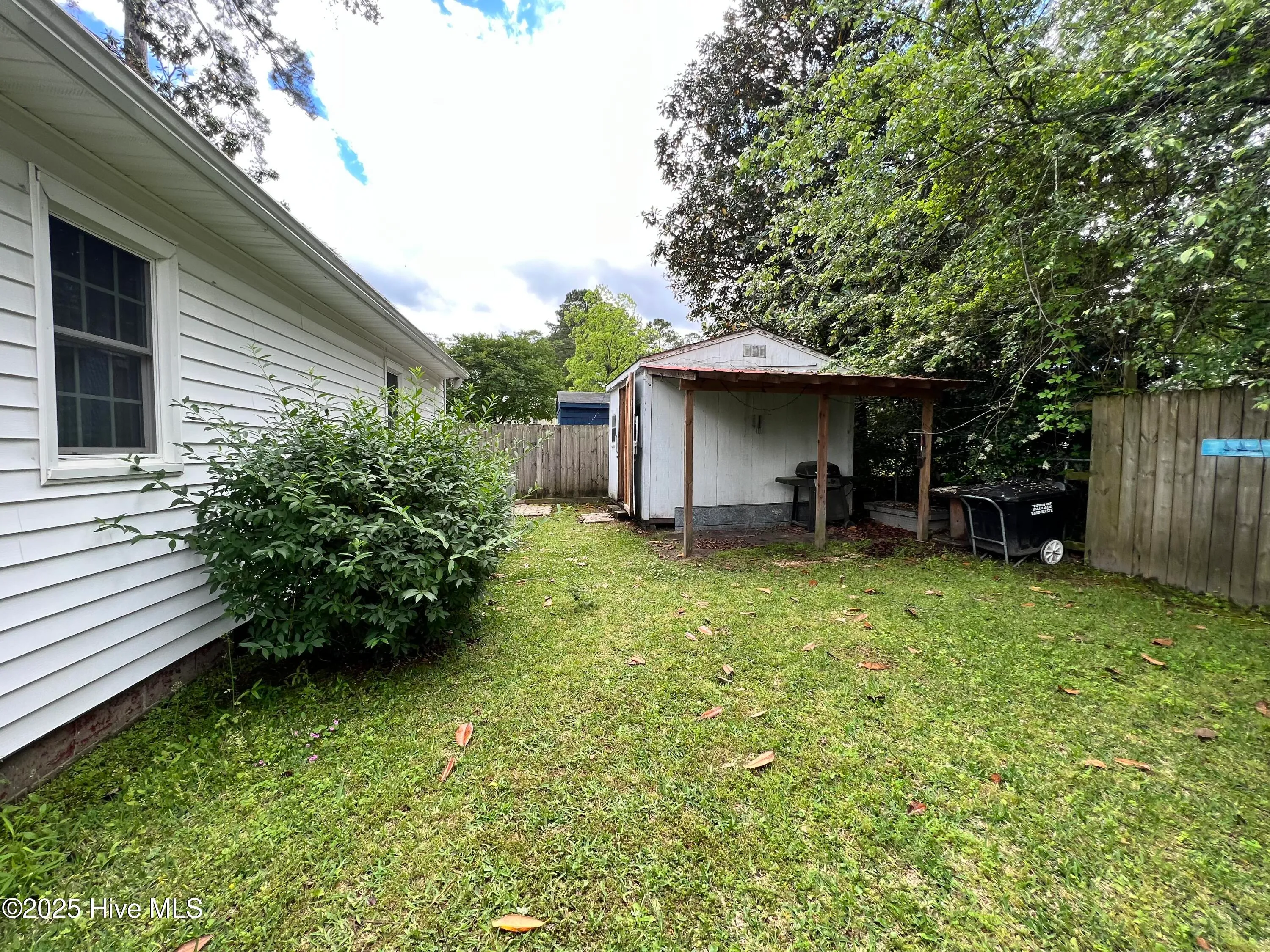 Wallace, North Carolina 28466, United States, 2 Bedrooms Bedrooms, ,1 BathroomBathrooms,Residential,Pending,126755