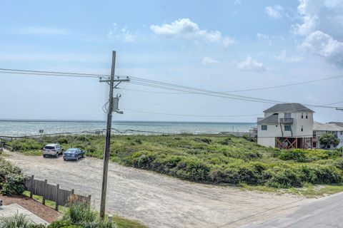 A home in Surf City