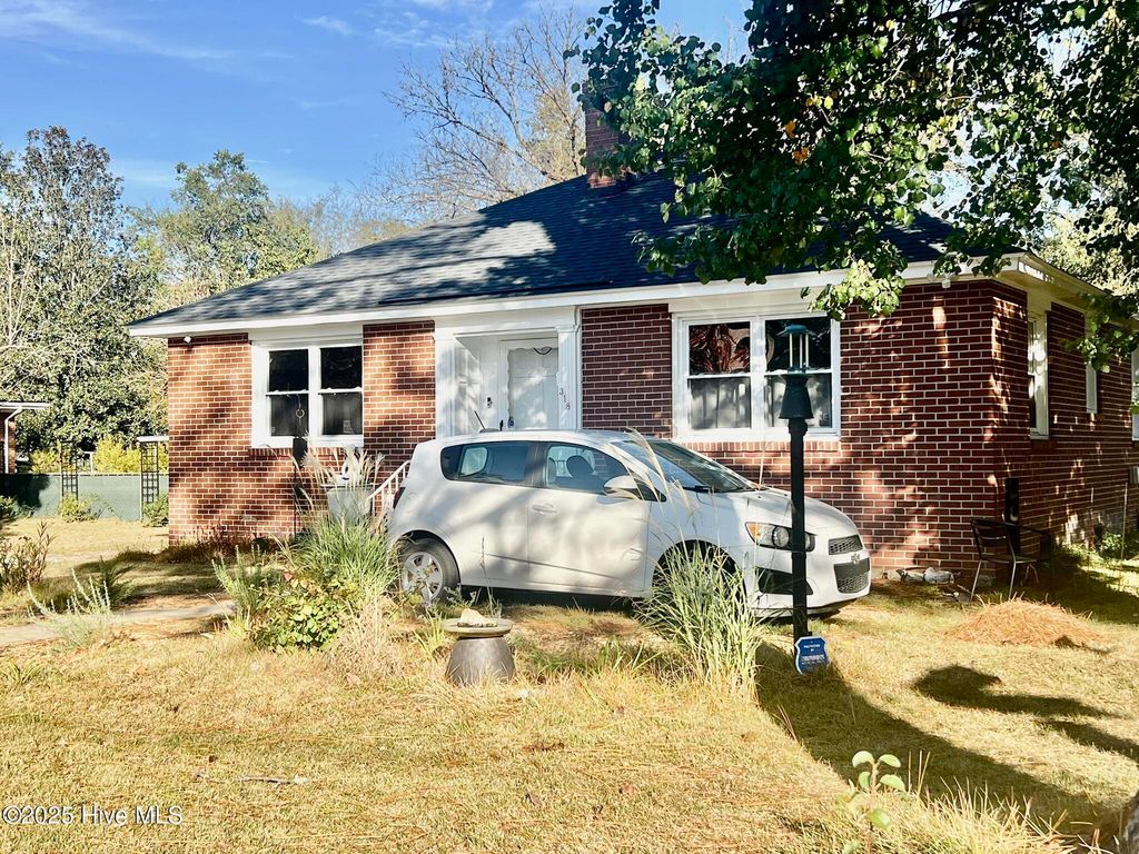 Photo of 318 S Leslie Street, Goldsboro, NC 27530 (MLS # 100537591)