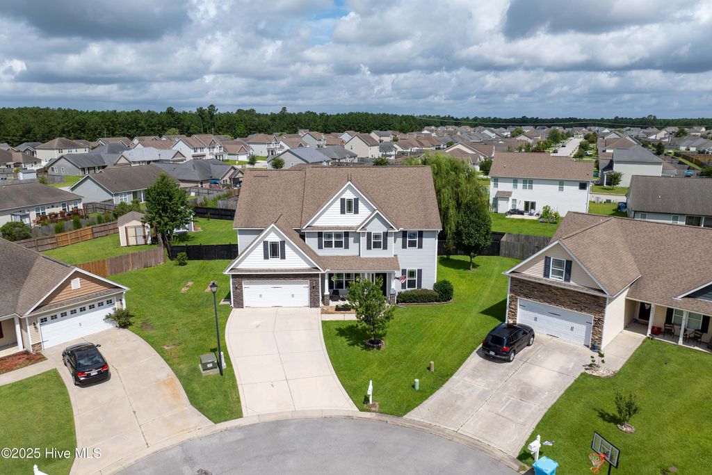 Photo of 804 Dahlia Court, Jacksonville, NC 28546 (MLS # 100519926)
