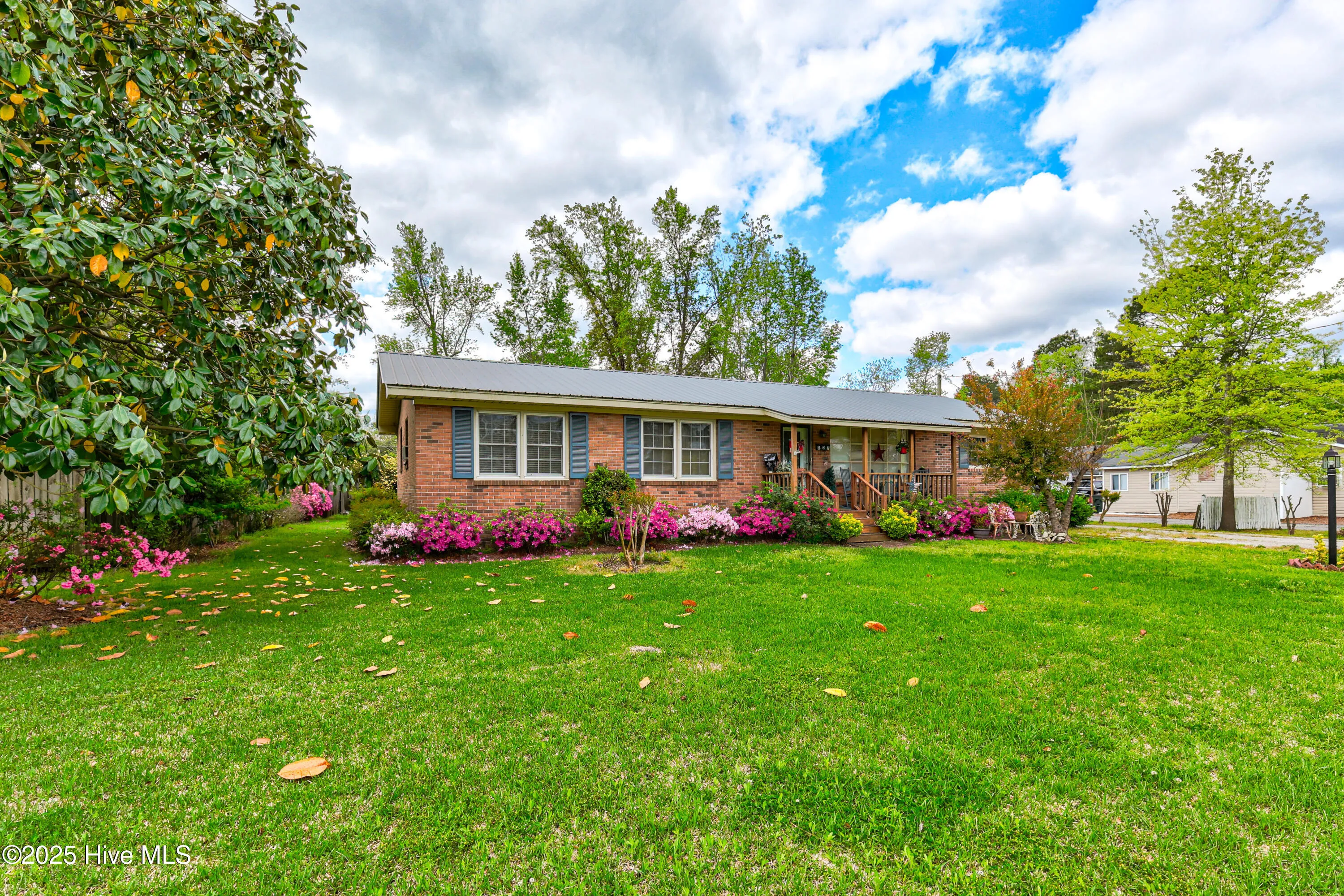 Wallace, North Carolina 28466, United States, 3 Bedrooms Bedrooms, ,2 BathroomsBathrooms,Residential,Active,109642