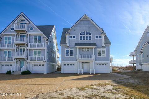 A home in North Topsail Beach