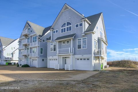 A home in North Topsail Beach