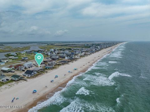 A home in North Topsail Beach