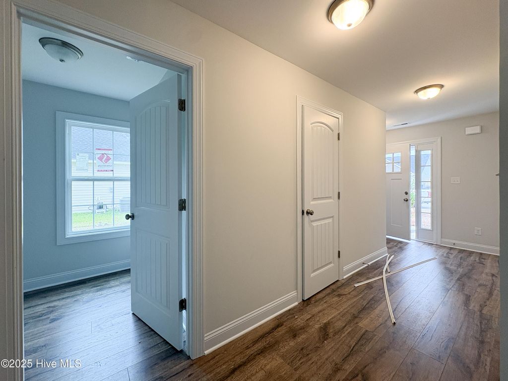 Photo of 712 Ellabond Street, Sneads Ferry, NC 28460 (MLS # 100499946)