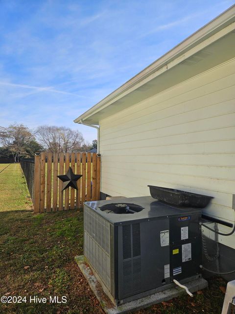 A home in Elizabeth City