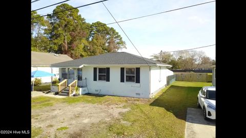 A home in Elizabeth City