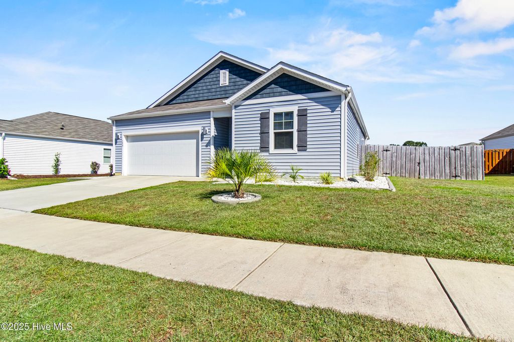 Photo of 158 Tributary Circle, Wilmington, NC 28401 (MLS # 100535105)