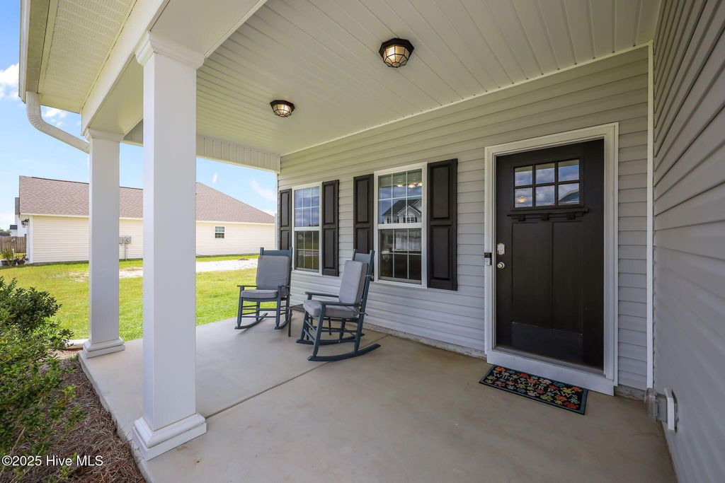 Photo of 407 W Black Water Lane, Maysville, NC 28555 (MLS # 100523512)