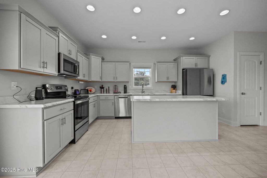 Photo of 407 W Black Water Lane, Maysville, NC 28555 (MLS # 100523512)