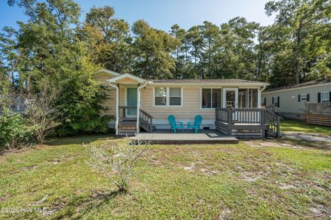 Photo of 314 NE 75th Street, Oak Island, NC 28465 (MLS # 100535367)