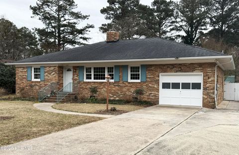 A home in Elizabeth City