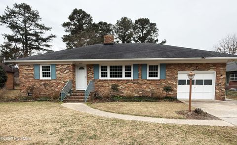 A home in Elizabeth City