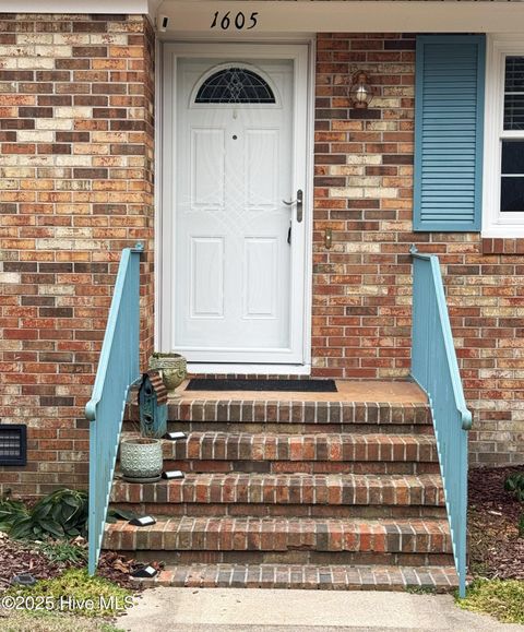 A home in Elizabeth City