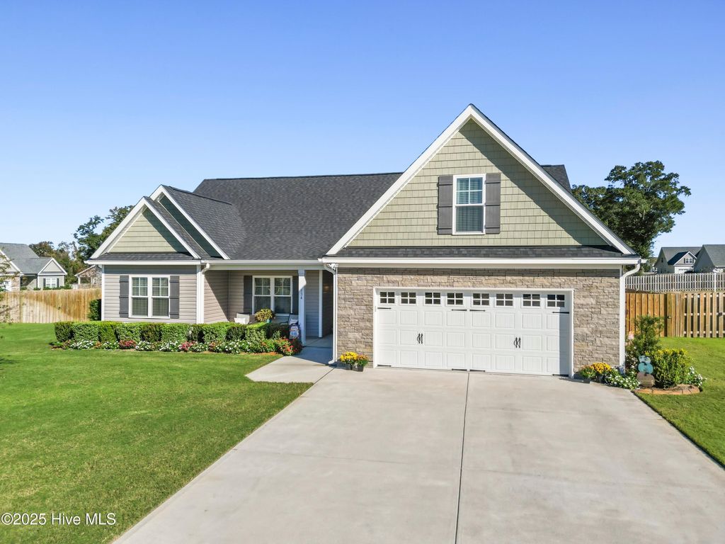 Photo of 134 Bellows Lane, Rocky Point, NC 28457 (MLS # 100538815)
