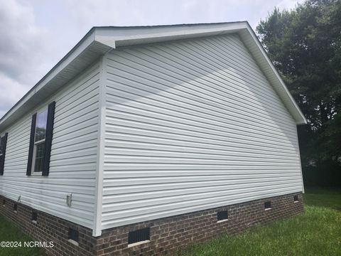 A home in Laurinburg