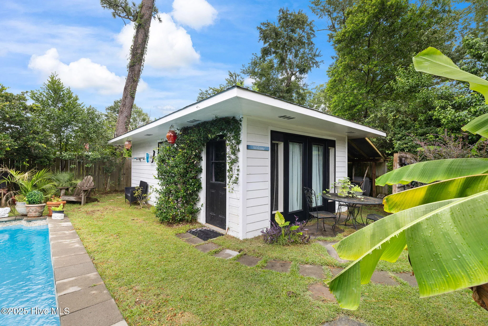 Wilmington, North Carolina 28403, United States, 3 Bedrooms Bedrooms, ,3 BathroomsBathrooms,Residential,Pending,192721