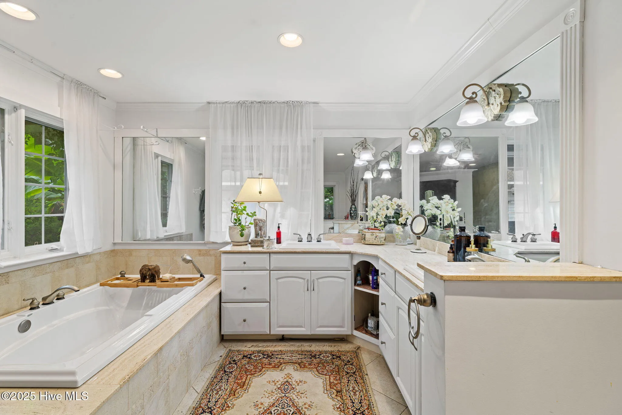 Wilmington, North Carolina 28403, United States, 3 Bedrooms Bedrooms, ,3 BathroomsBathrooms,Residential,Pending,192721