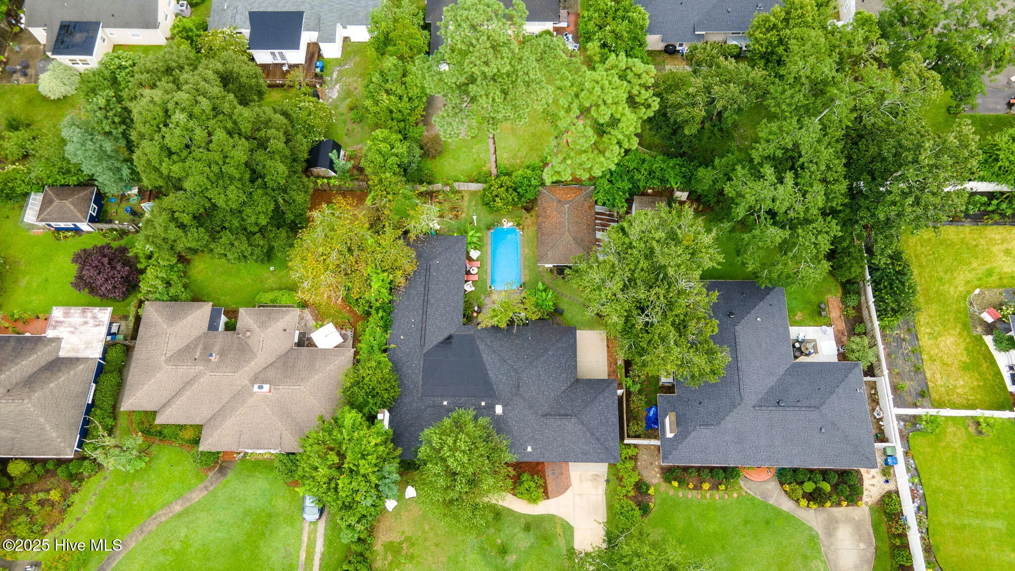 Wilmington, North Carolina 28403, United States, 3 Bedrooms Bedrooms, ,3 BathroomsBathrooms,Residential,Pending,192721