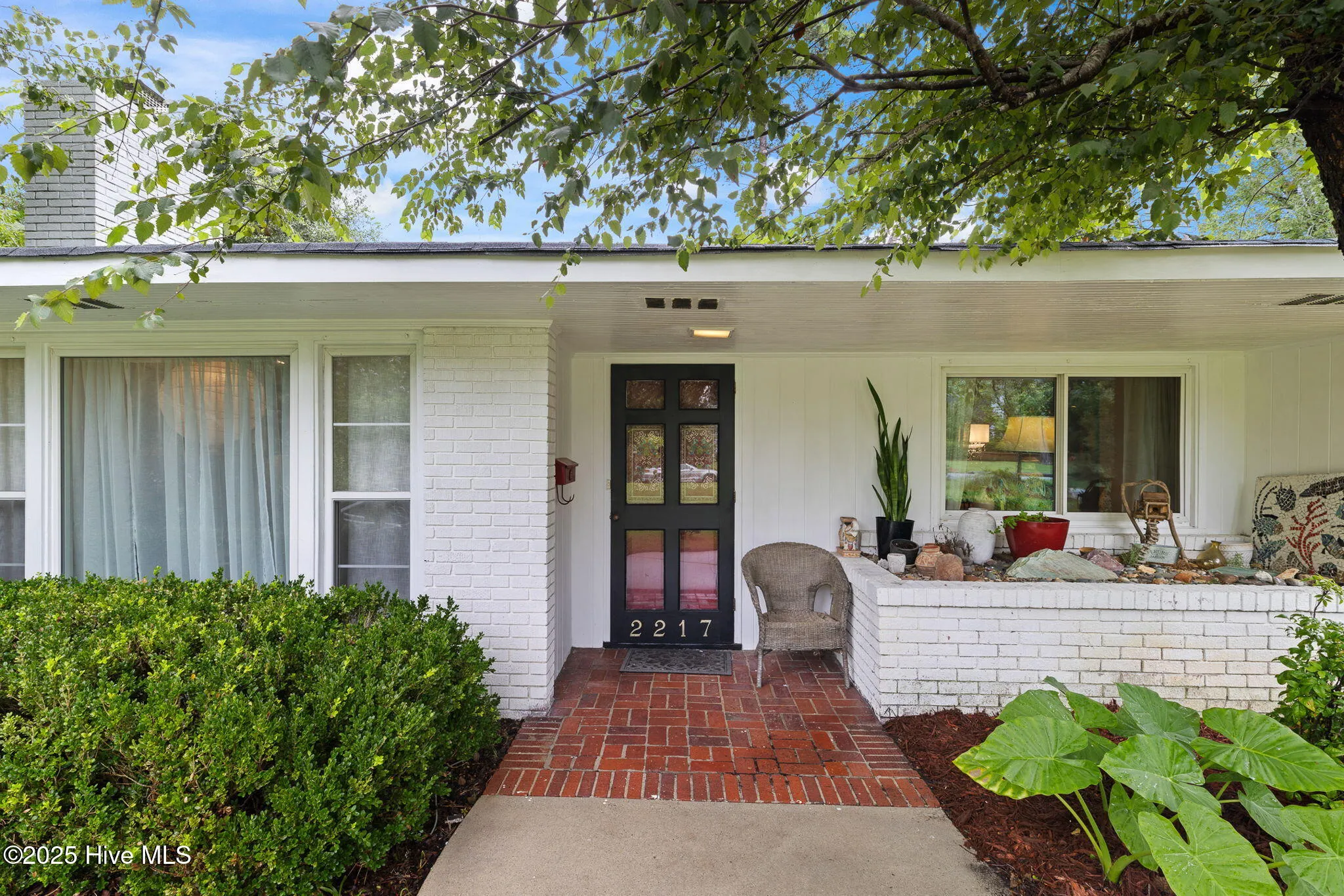 Wilmington, North Carolina 28403, United States, 3 Bedrooms Bedrooms, ,3 BathroomsBathrooms,Residential,Pending,192721