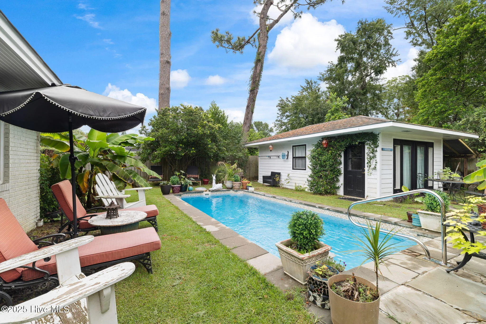 Wilmington, North Carolina 28403, United States, 3 Bedrooms Bedrooms, ,3 BathroomsBathrooms,Residential,Pending,192721