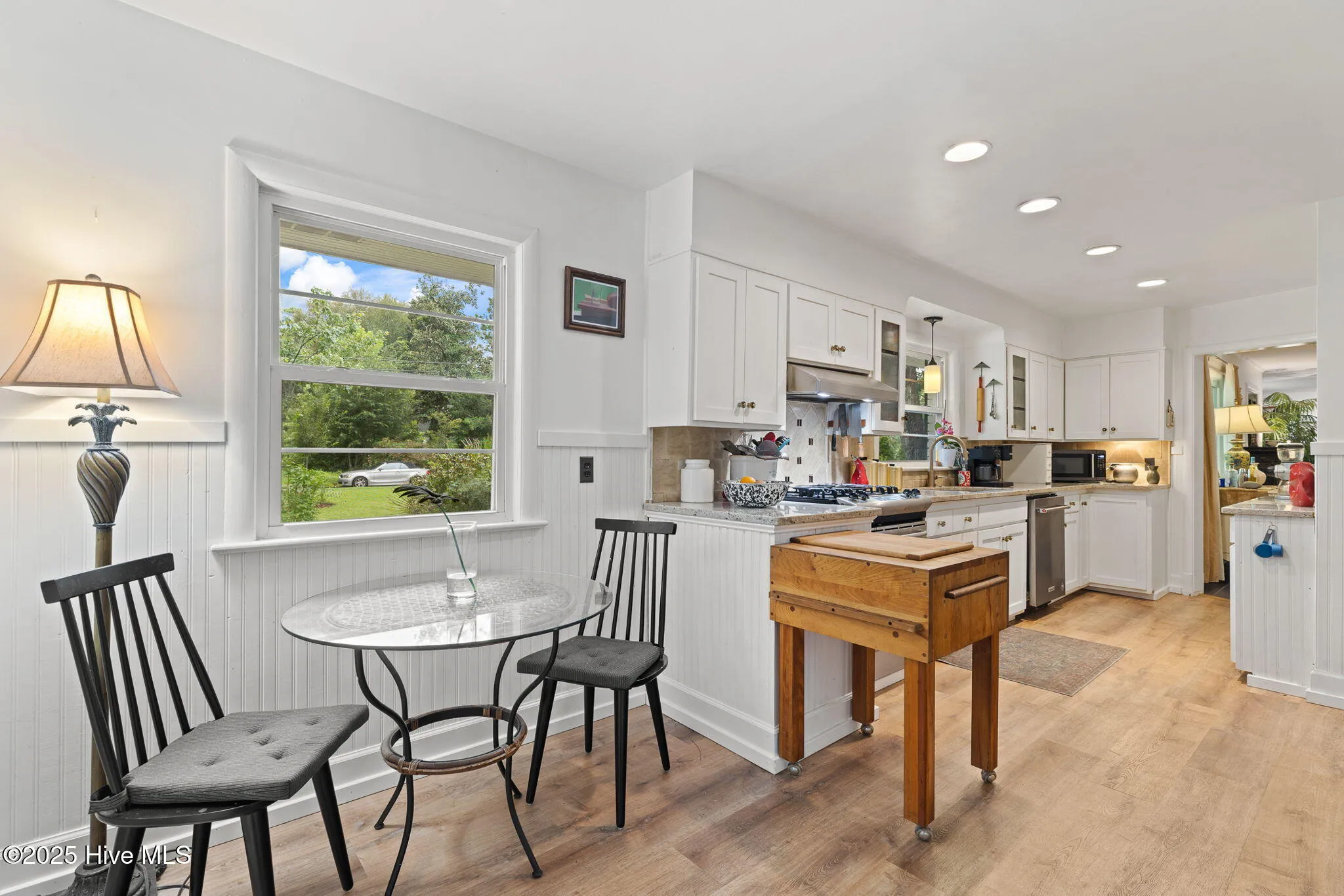 Wilmington, North Carolina 28403, United States, 3 Bedrooms Bedrooms, ,3 BathroomsBathrooms,Residential,Pending,192721