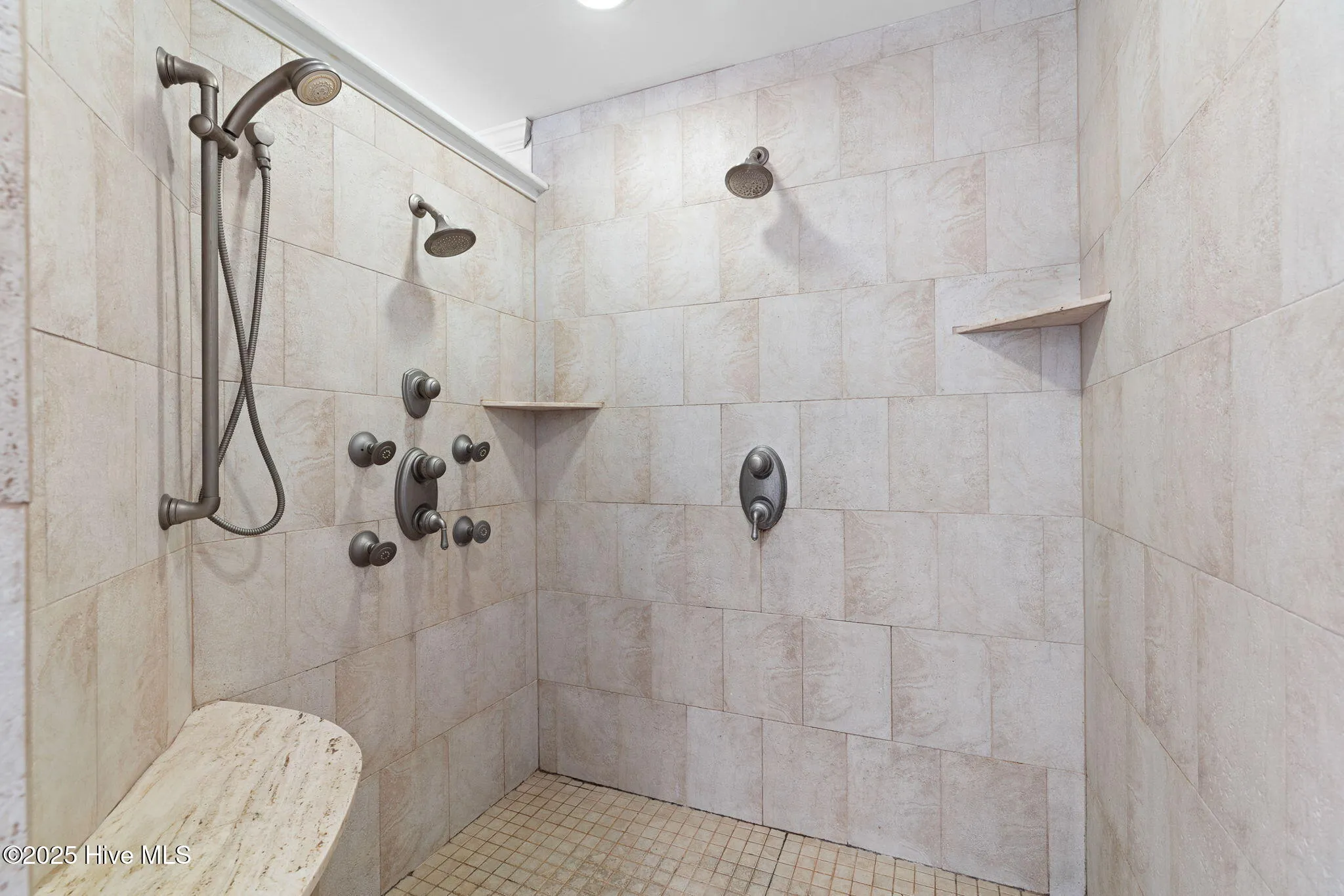 Wilmington, North Carolina 28403, United States, 3 Bedrooms Bedrooms, ,3 BathroomsBathrooms,Residential,Pending,192721