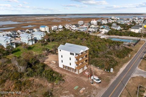 A home in North Topsail Beach