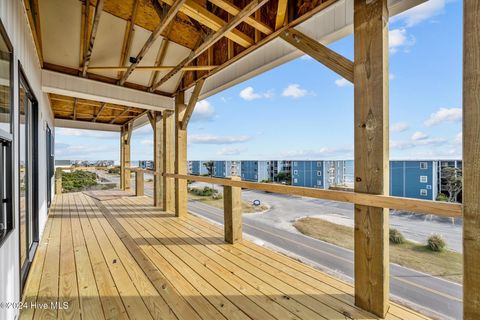 A home in North Topsail Beach