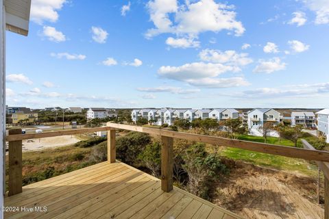 A home in North Topsail Beach