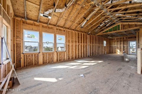 A home in North Topsail Beach