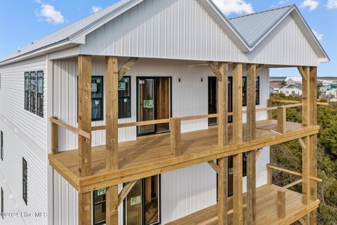 A home in North Topsail Beach