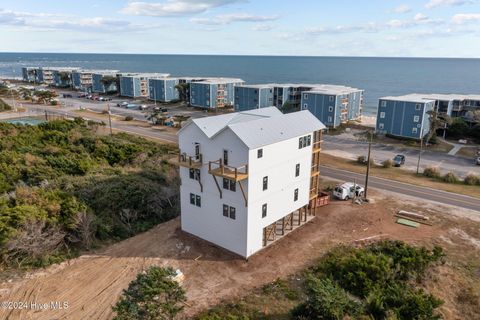 A home in North Topsail Beach