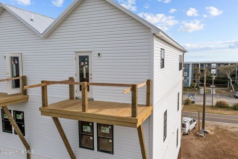 A home in North Topsail Beach