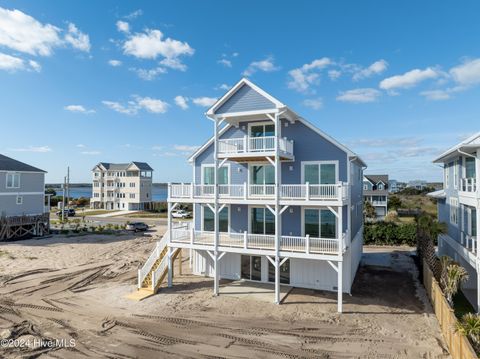 A home in North Topsail Beach