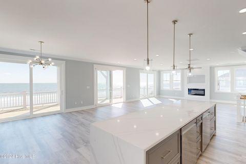 A home in North Topsail Beach