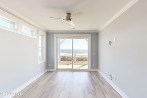 A home in North Topsail Beach