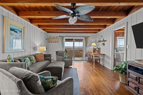 A home in Oak Island