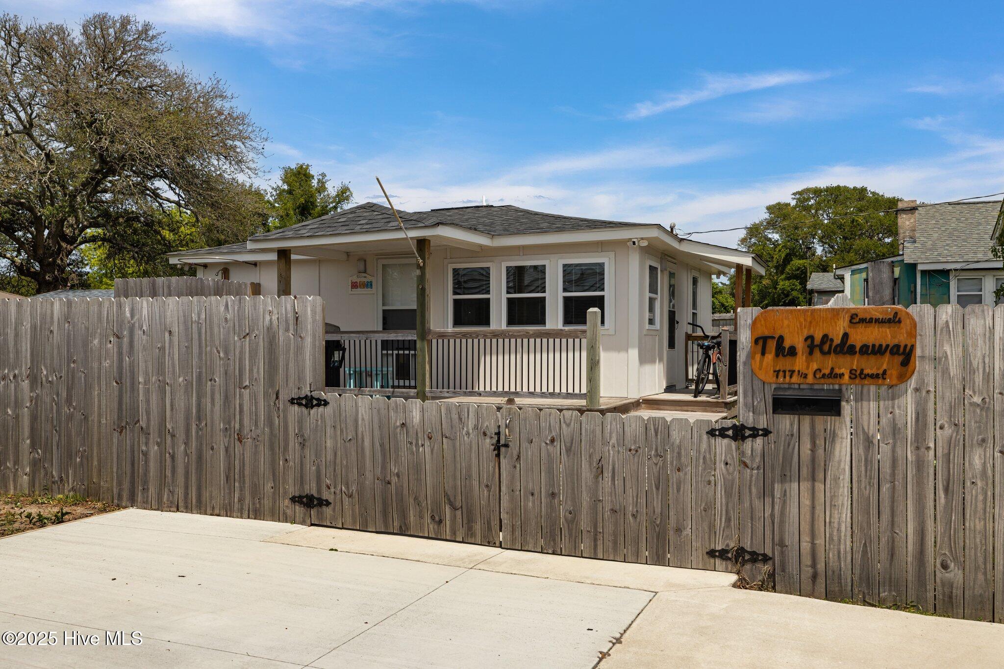 Listing image 1
