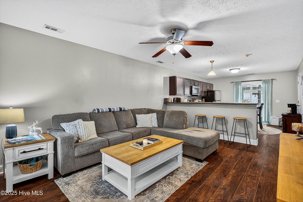 Photo of 404 Falls Cove, Jacksonville, NC 28546 (MLS # 100538789)