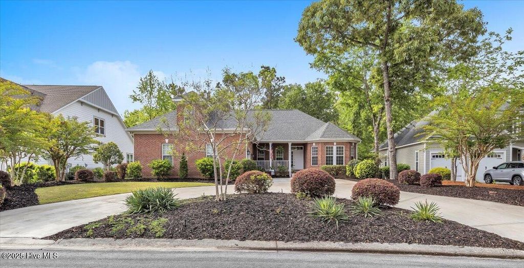 Photo of 487 Broomsedge Court SE, Bolivia, NC 28422 (MLS # 100506076)