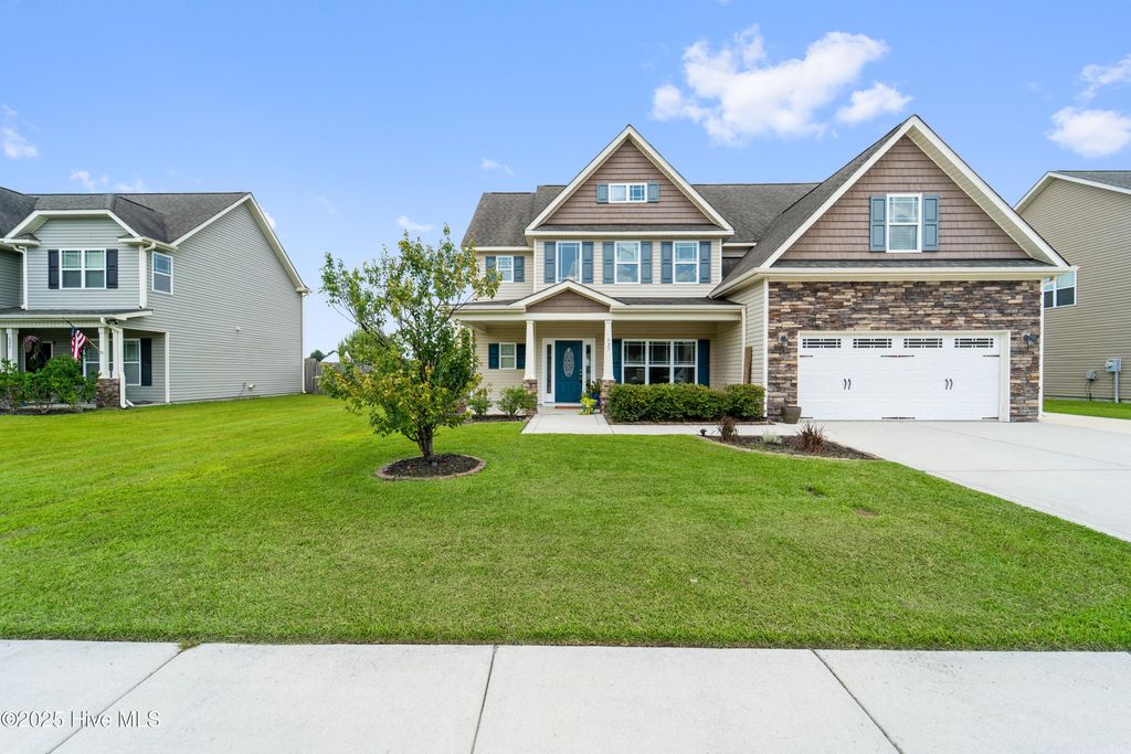 Photo of 627 Arabella Drive, Jacksonville, NC 28546 (MLS # 100525842)